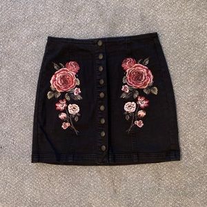 Kendall and Kylie mini black jean skirt